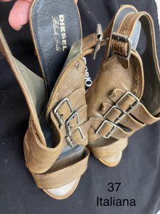 Sandália Feminina Diesel Black Gold Italiana Número 37